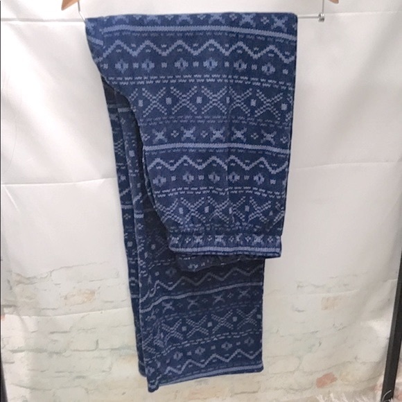 Men’s Blue Fleece Digital Holiday Print Pajama Lounge Pants - Large - Picture 2 of 7